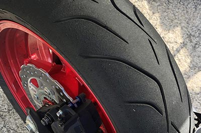 Le pneu Dunlop SportSmart MK3