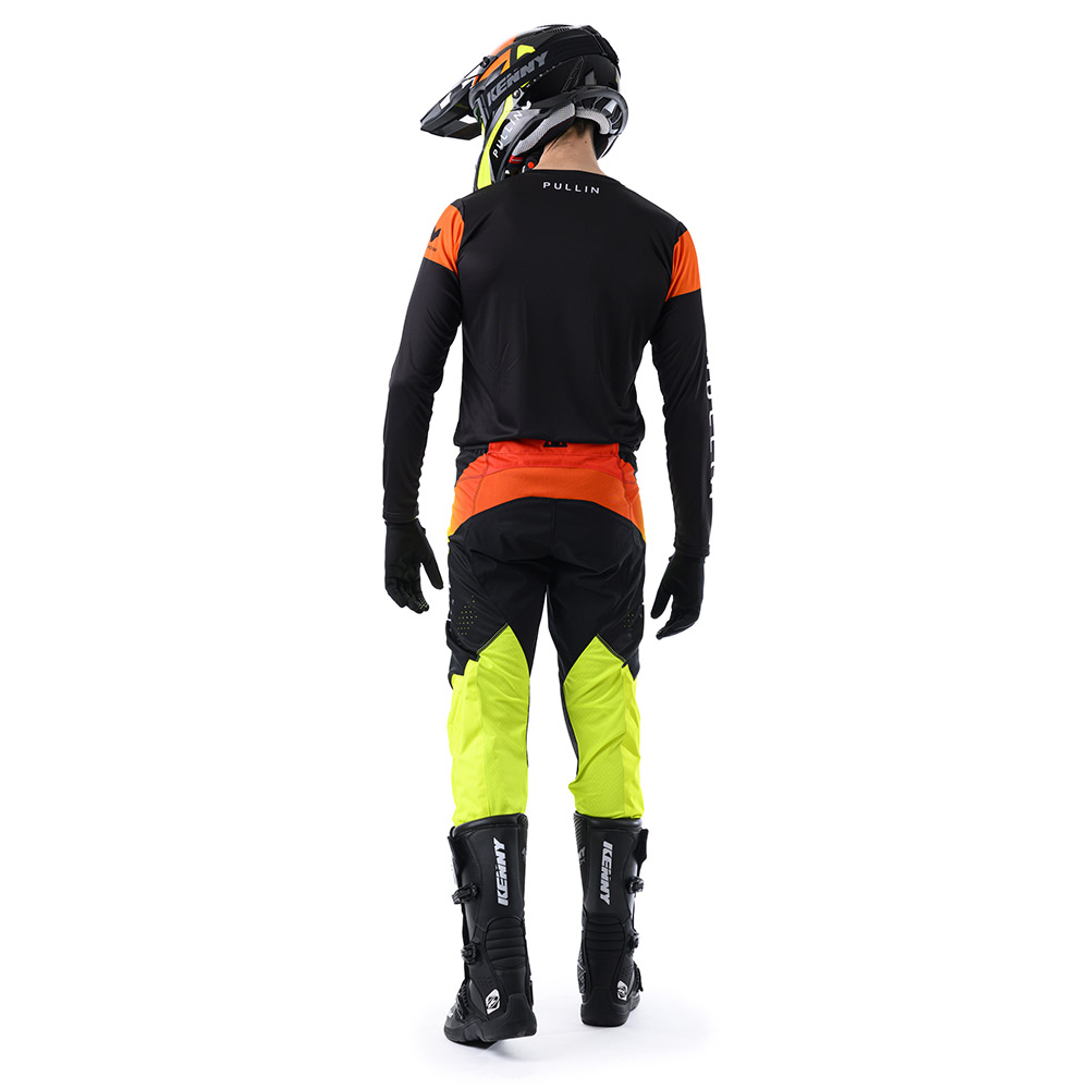 Pantalon Master - 2024