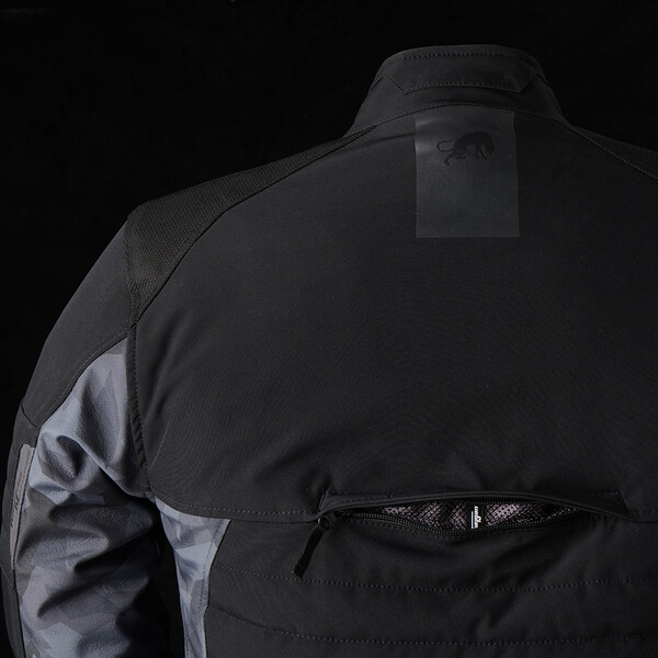 Blouson Ice Track