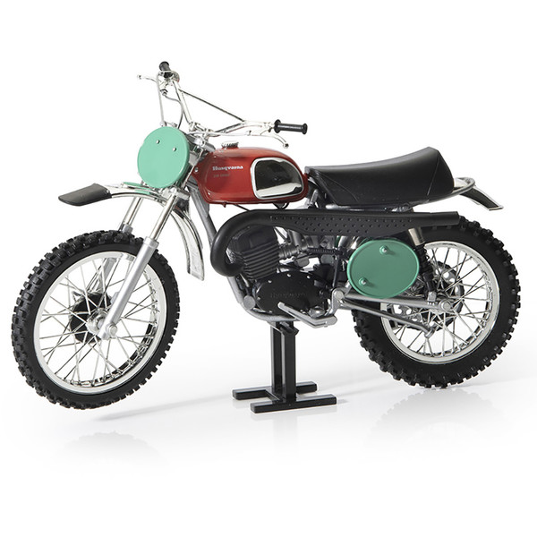  Maquette  moto  Husqvarna 250 Vintage  1970 Oxford moto  