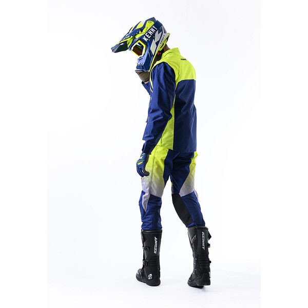 Veste Track - 2024