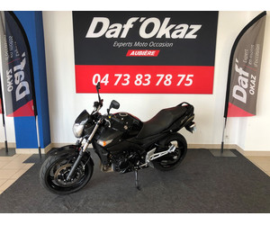 suzuki_gsr_600.jpg