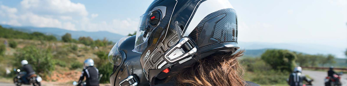 Comment faire son choix entre intercom moto solo et duo